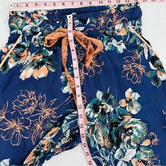 Wanderlux size Medium Navy Blue Floral Pants - Picture 9 of 10